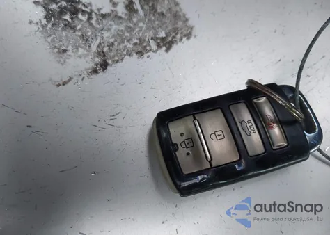 2016 Kia Cadenza из США, поврежденный, VIN KNALN4D73G5221325